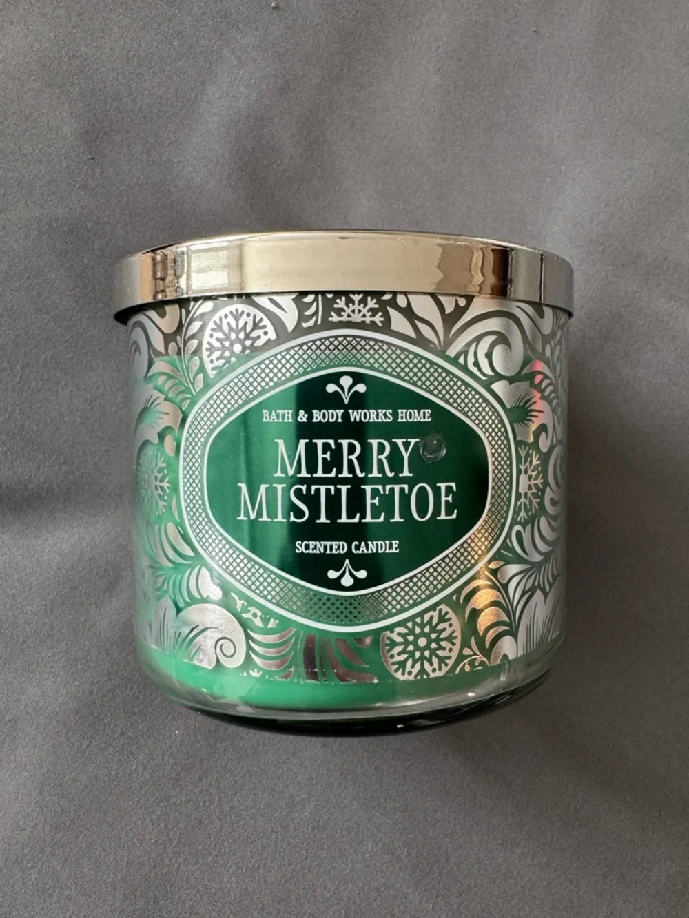 Bath & Body Works "Merry Mistletoe" 3-Wick Candle - Picture 1 of 5